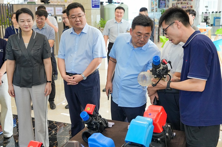 1758505436340641.jpg 303.jpg