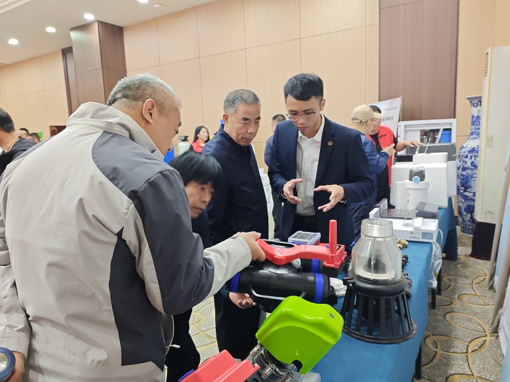 1761182387005366.jpg 305.jpg