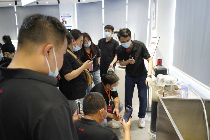 1657179273896899.jpg 8.參觀展廳.jpg