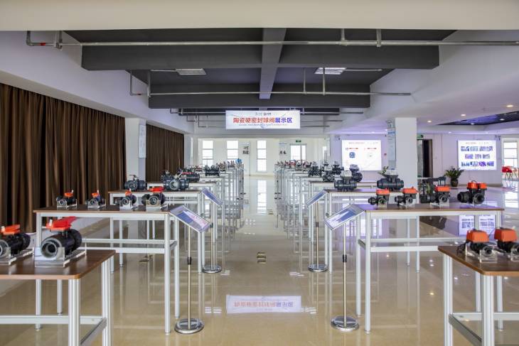 1661925070951395.jpg 201.jpg