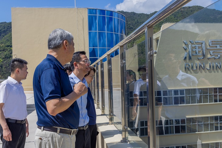 1725846992893758.jpg 301.jpg